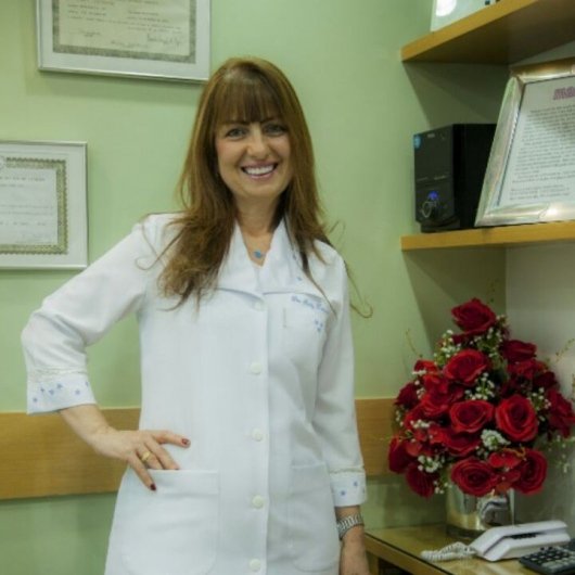 Dra. Suely Zeitoune