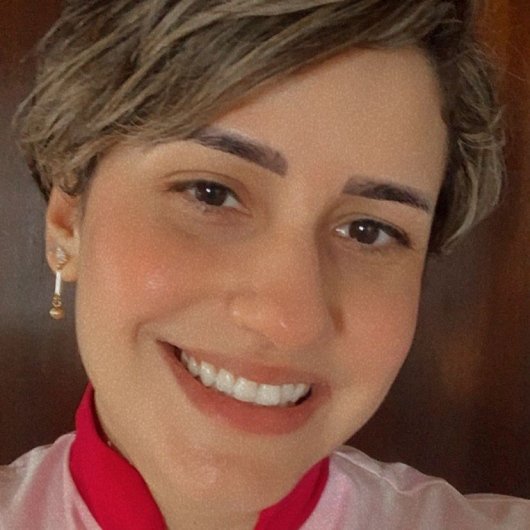 Dra. Emanuelle Loureiro