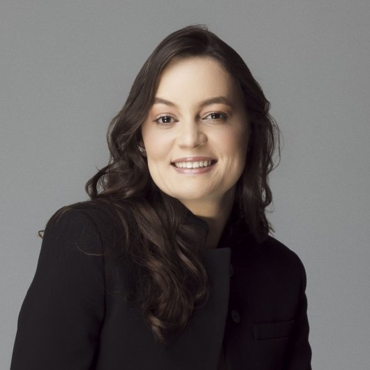 Dra. Andressa Farias