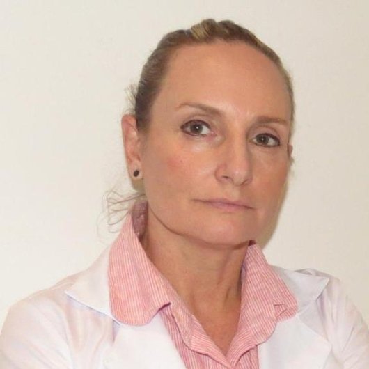 Dra. Helen Anne Parolin Ceccatto
