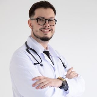 Dr. Moisés Lemos