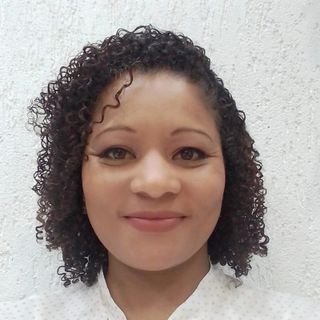 Dra. Priscila Ribeiro de Araujo