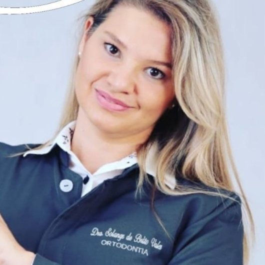 Dra. Solange Vales