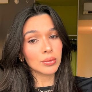 Dra. Tayane Lourenço