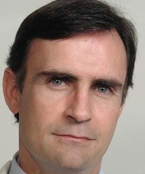 Dr. Ricardo Alvariz