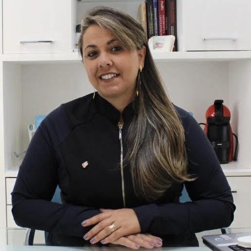 Dra. Vanessa Cristina Carvalho Neves Machado
