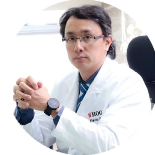 Dr. Flavio Kuroki