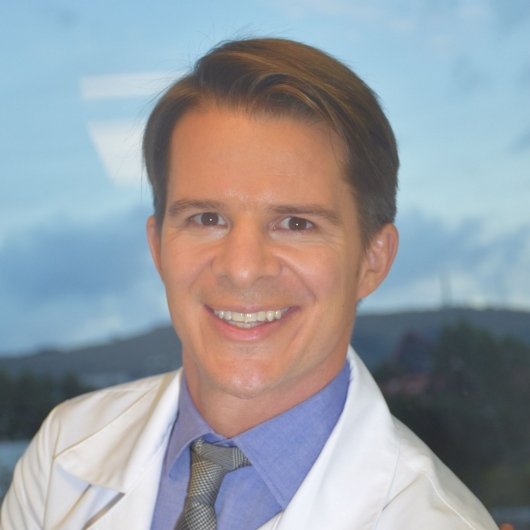 Dr. Lucas Tomkowski Cancian