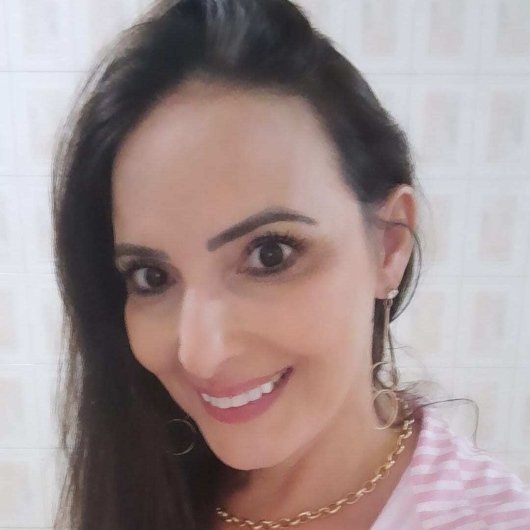 Dra. Elis Angela Cataroço