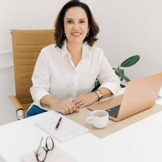 Dra. Luciana Britto