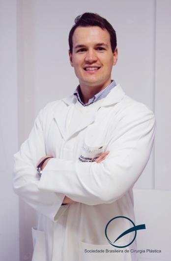 Dr. Guilherme Larsen Da Cunha