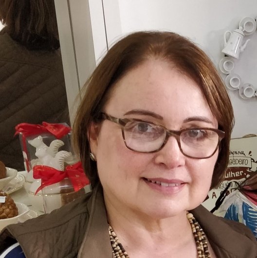 Dra. Marcia Soares Pinhao