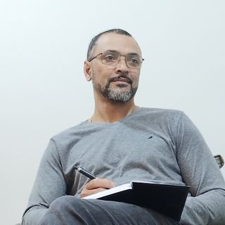 Prof. Aurélio Cordeiro Castro