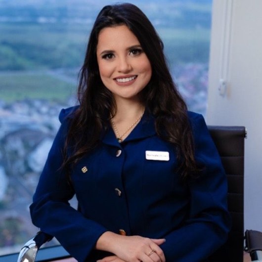 Dra. Angélica Teixeira