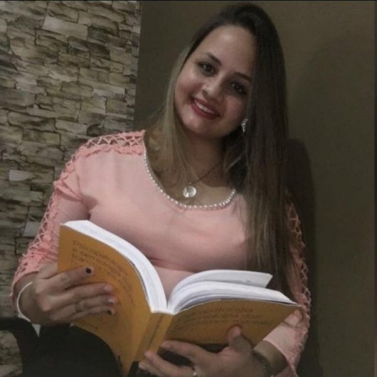 Ana Carolina de Oliveira