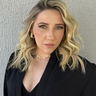 Nayana Pinheiro