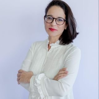 Dra. Carla Fonseca Zambaldi