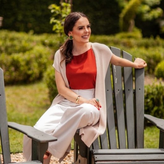 Prof. Pâmella Batista de Souza