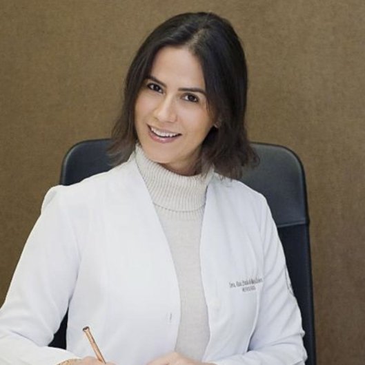 Dra. Ana Paula de Magalhães