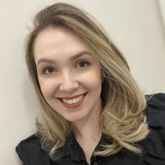 Dra. Karina Bonilha Roque