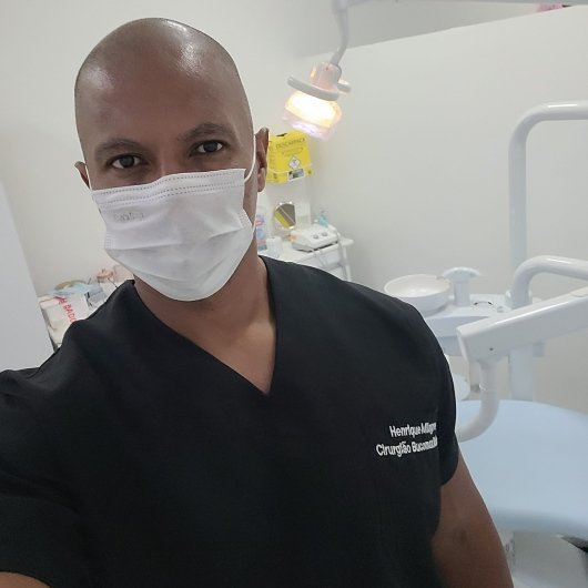 Dr. Henrique Milagres