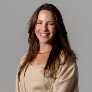 Dra. Lara Smith Lima Pascoal