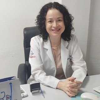 Dra. Alessandra Mara Menegaz