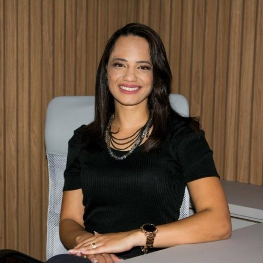 Dra. Luziellen Batista