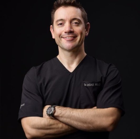 Dr. Lucas Feijo Pereira