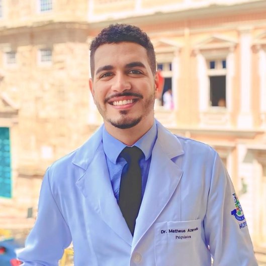 Dr. Matheus Azevedo