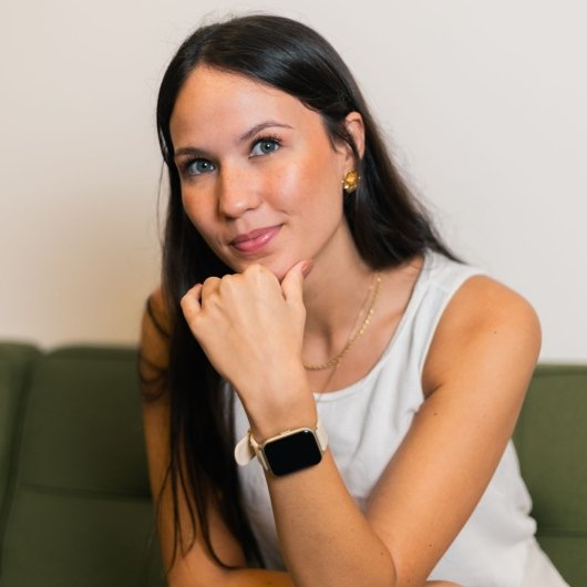 Dra. Dominnique Lopes