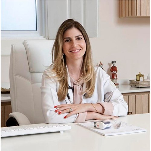 Dra. Naiara Fernandes Silvestre Ribeiro
