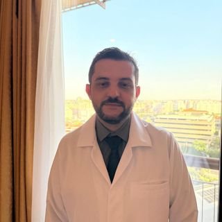 Dr. Leandro Andrade Machado