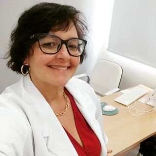 Dra. Ana Lúcia Pereira Paredes Nunes (Analu Paredes)