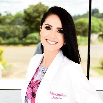 Dra. Debora de Araujo Bortoluzzi