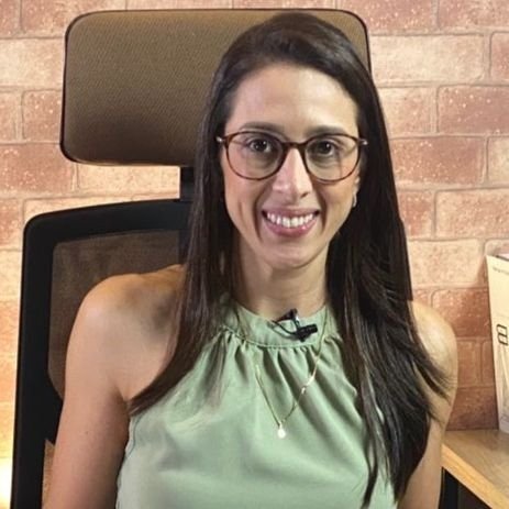 Dra. Nayara Mendonça