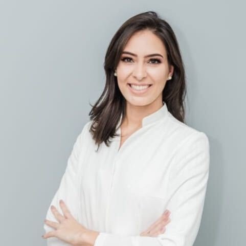 Dra. Gabriela Schumacher de Camargo