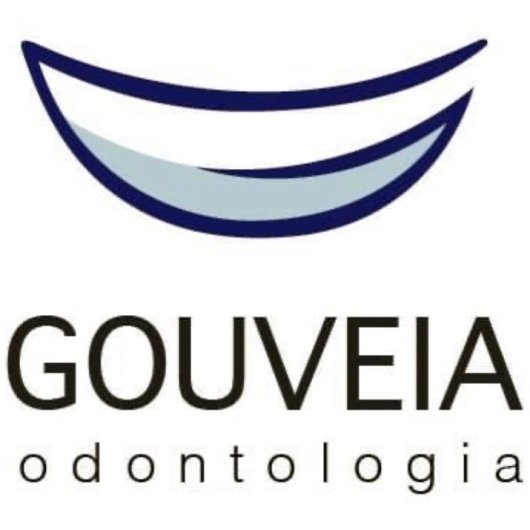 Dra. Aline Gouveia