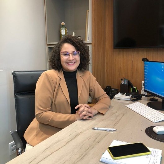 Dra. Ariane Lima Silva