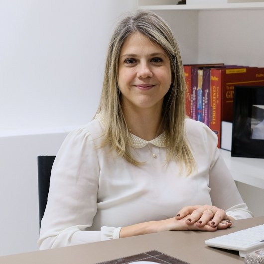 Dra. Juliane Wosny
