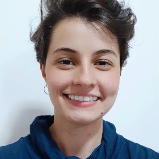 Camilla L. G. Bueno