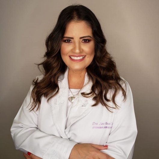 Dra. Lara Bento Coelho