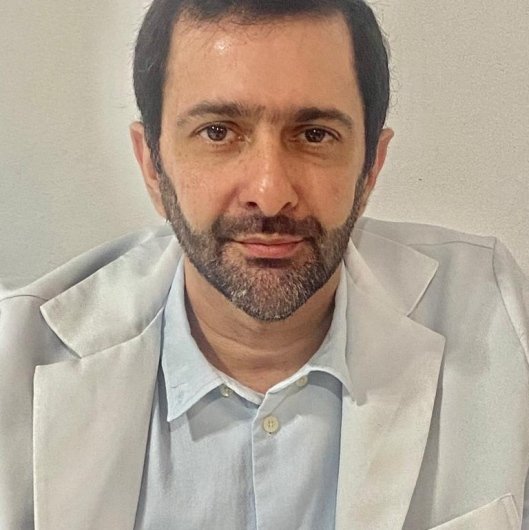 Dr. Cassio Vilela