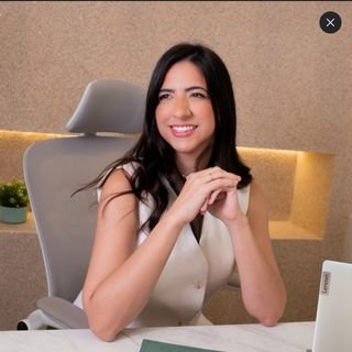 Dra. Eveline Espíndola