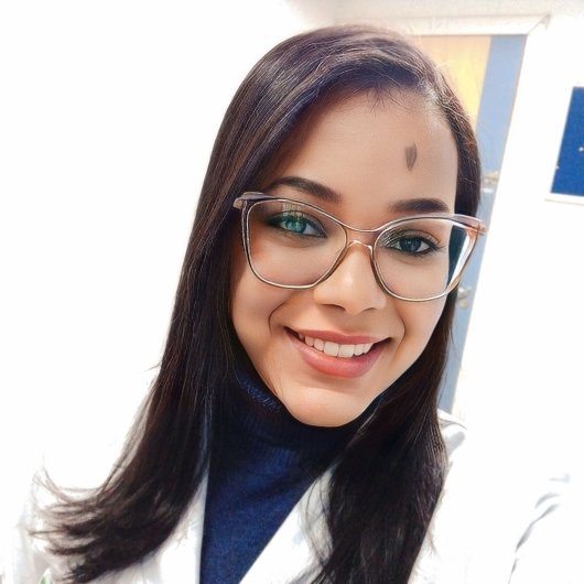 Dra. Nayara Leão