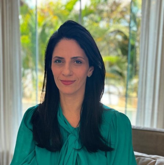 Dra. Juliana Matos de Oliveira