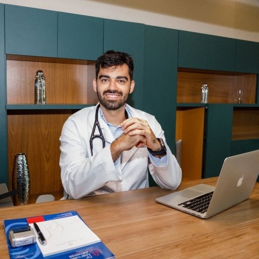 Dr. Marcelo de Camargo Almeida