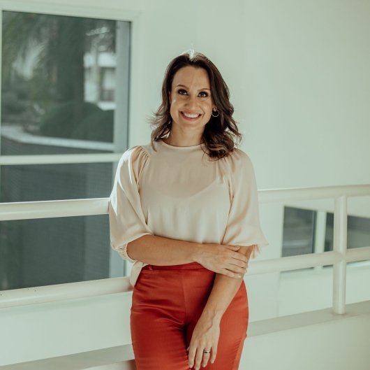 Dra. Letícia Januário