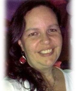 Andréa Tarazona Gonçalves