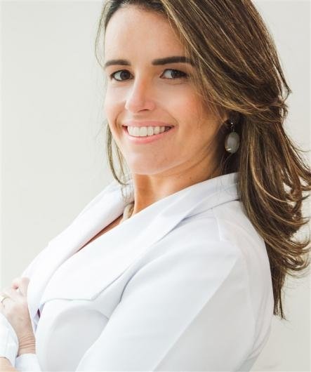 Dra. Fabiana Souto Maior